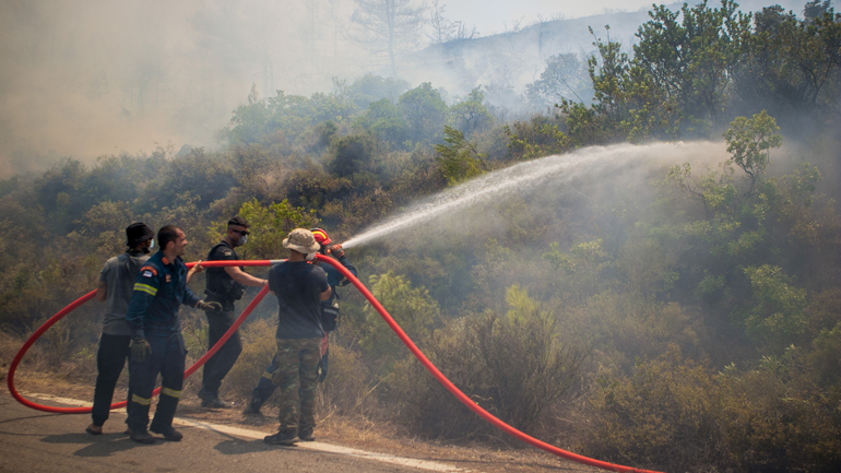 Πυρκαγιά σε αγροτοδασική έκταση στην Τανάγρα Βοιωτίας